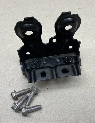 06-24 SOPORTE BARRA ESTABILIZADORA LEXUS IS250 IS350 ISC IZQUIERDA O DERECHA OEM 48809-30130 Foto 1 de 4