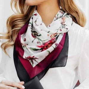 NWT Chan Luu Rachel Zoe Floral Print 100% Silk Scarf - Picture 1 of 11