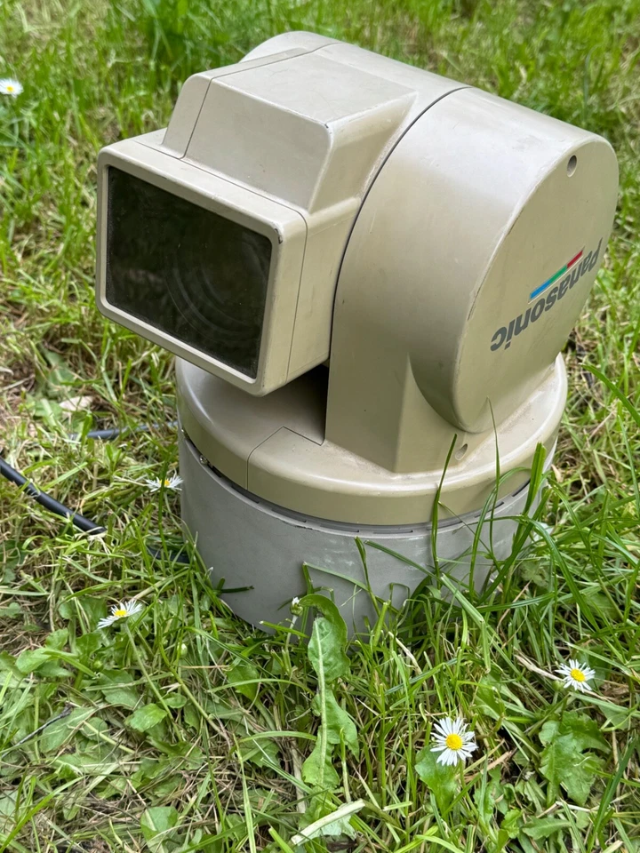 Panasonic Combination Camera WV-CS300/G 52B09113 POWER 230V AC 50HZ Japan made 2 - Image 1 of 4