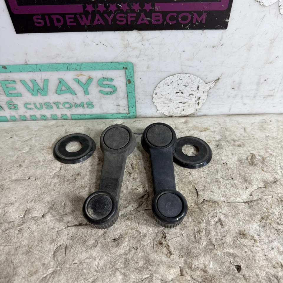 78-80 Mazda RX7 Interior Manual Window Crank Handles & Spacers SA - Image 1 of 4