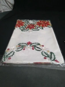 Vintage christmas Lurex Poinsettia Table topper square 36575 new in pack - Picture 1 of 4