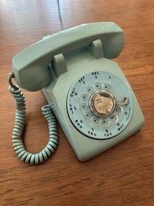 Vintage Western Electric CD500 Bell Systems Avocado Green Rotary Desk Phone Sage - Picture 1 of 14