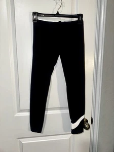 Girls Nike Leggings Size Large - Picture 1 of 2