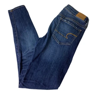 Pantalones de mezclilla ajustados azul oscuro lavado American Eagle súper elásticos talla 4 - Imagen 1 de 6