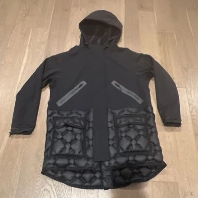 Under Armour UAS Formation Parka Sonic Welded Insulation Hooded Jacket Black Med - Image 1 of 4