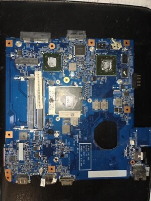 JE40-HR - LAPTOP MOTHERBOARD W/ INTEL i5 2410M CPU - Image 1 of 2