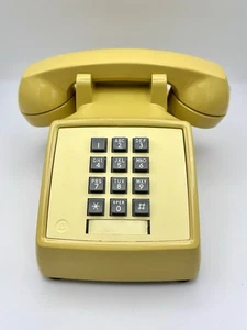 EXCELLENT VINTAGE WESTERN ELECTRIC YELLOW CLASSIC PUSH BUTTON DESK PHONE! NOS - Picture 1 of 14