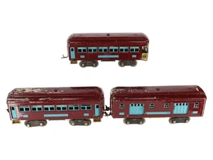 Lionel Vintage Standard Gauge Passenger Cars: 332, 339, 341 [3] - Picture 1 of 4