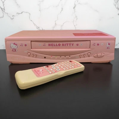 Fuente de alimentación VCR VHS modelo HELLO KITTY FUNAI FV-N77SR 2003 retro Sanrio Foto 1 de 4