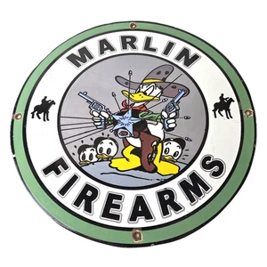 Vintage Marlin Firearms Schild - Donald Duck Comics Zapfsäule Porzellanschild - Bild 1 von 14