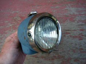 VINTAGE LUCAS BICYCLE LAMP LIGHT FOR RESTORATION BSA RALEIGH HERCULES BATTERY - Picture 1 of 14
