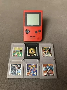 NINTENDO GAME BOY POCKET + 6 GIOCHI - ROBOCOP - MORTAL KOMBAT ecc STATO PERFETTO - Foto 1 di 14