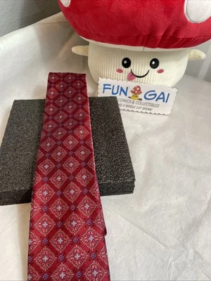 Black Brown 1826 Red 100% Silk Men’s Neck Tie Made In China - Image 1 of 4