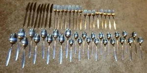 Big HTF 51 PZ SET POSATE CUCCHIAI FORCHETTE COLTELLI ROSA FIORE AMEFA INOX - Foto 1 di 7