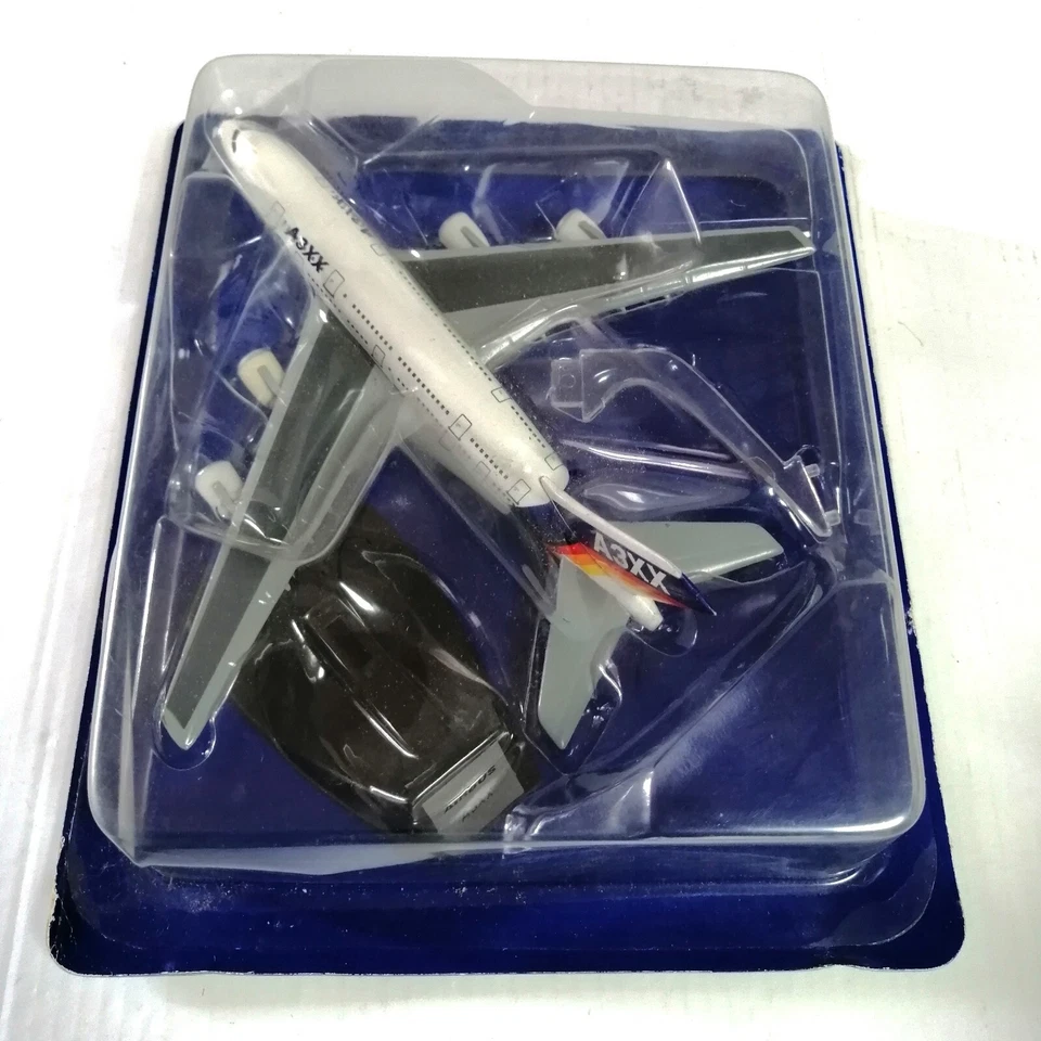 AEREI DI LINEA AIRBUS 3XX FABBRI 1/460 - Immagine 1 di 1