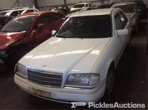 MERCEDES BENZ C CLASS W202 02/94-09/97 LEFT FRONT BUMPER MOULD/GRILLE CHROME - Picture 1 of 12