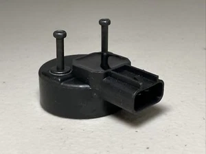 Premium Engine Camshaft Position Sensor 96093 Original Engine Management - Picture 1 of 5