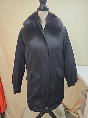 Chaqueta deportiva de plumón negra Bromley para mujer cuello ribete de piel de zorro talla PXS Foto 1 de 4