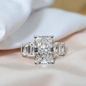 Radiant Cut Big Diamond Ring 8.40 Carat IGI Certified Lab Grown 950 Platinum - Picture 1 of 13