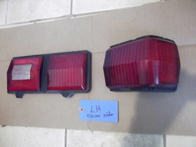 Par de lentes de luz trasera izquierda 74 75 76 Ford Torino Elite  Foto 1 de 4