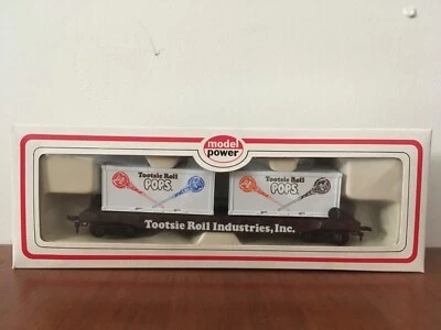 NEW HO Scale Model Power Tootsie Roll Pops Train Return to 100th Flatbed Cargo - Image 1 of 2