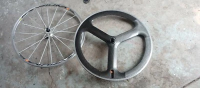 SPECIALIZED 700c 8SPD REAR HED TRI SPOKE CARBON ROAD BIKE WHEEL RIM SHIMANO  - Image 1 of 4