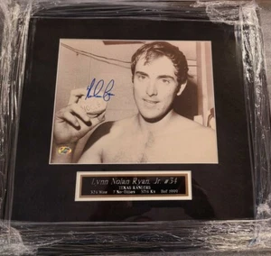 AUTOGRAPHED 8X10 FRAMED WITH NAMEPLATE NOLAN RYAN TEXAS RANGERS - Picture 1 of 6