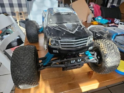 HPi Savage XL 5.9 Nitro mit viel Zubehör - Bild 1 von 4