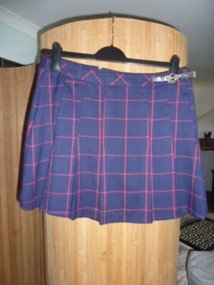 FALDA CORTA GEORGE G21 NUEVA SIN ETIQUETAS TALLA 16 AZUL PREPPY ROJA GRANDE CHEQUE SUAVE PLISADA Foto 1 de 4