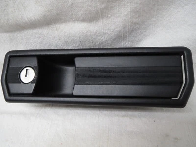 Alfa Romeo GTV-6 FACTORY RIGHT SIDE EXTERIOR DOOR HANDLE 116 Alfetta - Bild 1 von 4