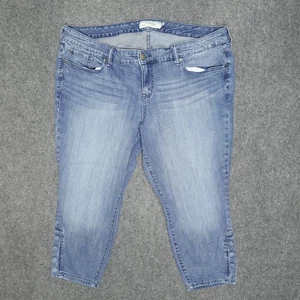 Torrid Jeans Womens 22 Blue Capri Cropped Denim Stretch Button Detail Plus Size - Picture 1 of 14