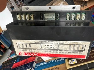 Code 3 PSE-8150 Remote Strobe Netzteil 8 Kopf 150 Watt - Bild 1 von 2