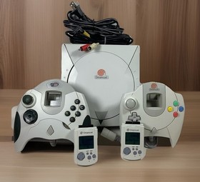 Vintage Sega Dreamcast Bundle - Console/Controller & Cables PLUS 2 VMU's Working