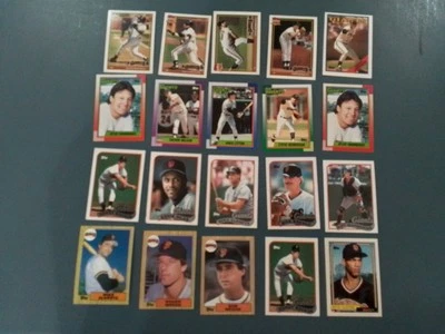 San Francisco Giants- Topps 20 Card Lot- Bedrosian, Hammaker, Riles, Clayton - Image 1 of 2