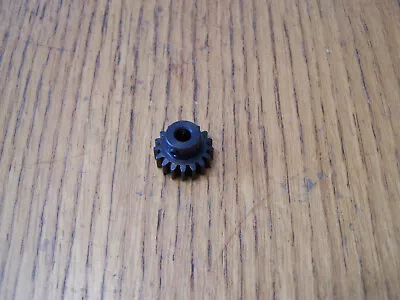 Axial 1/10 RBX10 RYFT 17 Tooth 5mm Bore MOD-1 Steel Pinion Gear Grub Screw 17T - Image 1 of 2