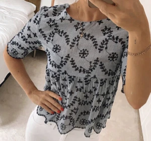 Zara Navy And White Embriodery Top With Tassel Back Tie Size XS (J2) - Picture 1 of 4