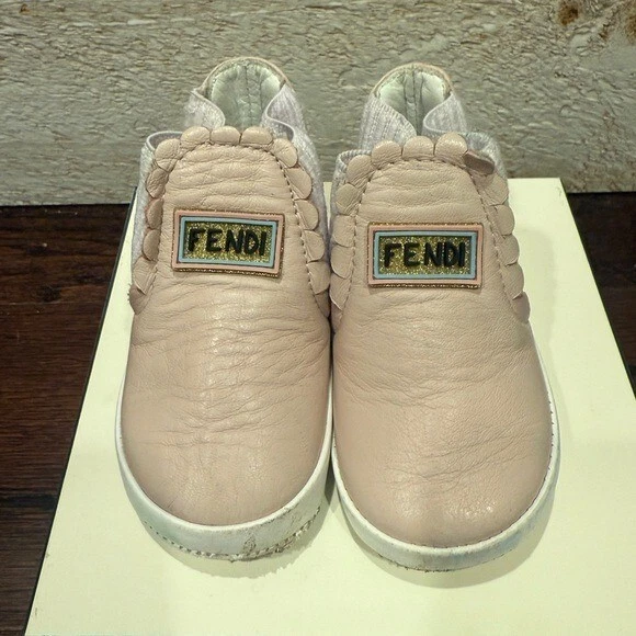 Botines suaves FENDI Infantil Bebé Niña Rosa Claro Talla 4 Foto 1 de 4