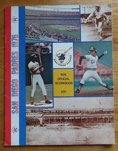 1976 SAN DIEGO PADRES vs ATLANTA BRAVES Program DAVE WINFIELD WILLIE McCOVEY - Picture 1 of 5