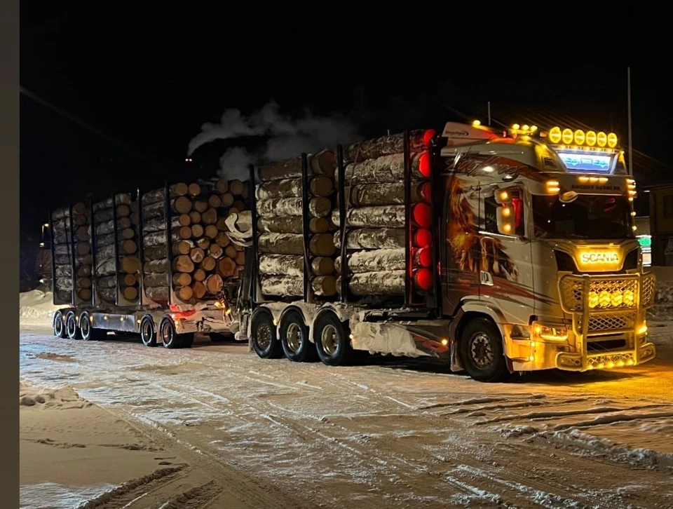 TEKNO 86489 SCANIA HIGHLINE E RIMORCHIO 5 ASSI + CARICO LEGNO ANGEBY AKERI - Immagine 1 di 4