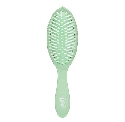 Wet Brush Go Green Treatment & Shine {Brush Plant-Based) Green/Tea Tree [B54] - Image 1 of 3