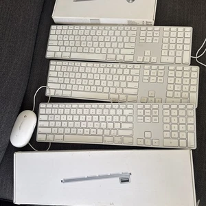 🔥 Genuine Apple A1243 Wired USB Keyboard for iMac Mac Mini Mac Pro w/Keypad - Picture 1 of 3