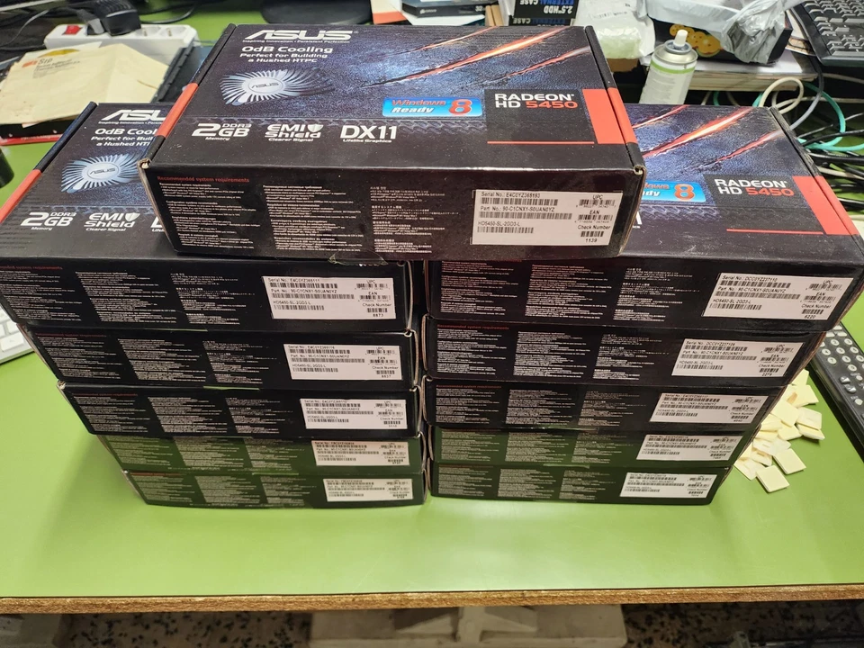 ASUS HD5450-SL-2GD3-L - 2GB DDR3 - Scheda Video Grafica - usata testata OK - Immagine 1 di 4