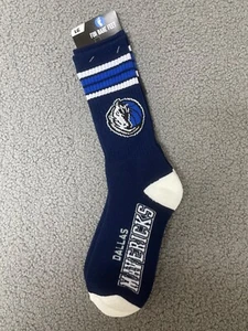 DALLAS MAVERICKS LOGO mens large 10-13 shoe CREW SOCKS NBA BASKETBALL TEAM NEW - Picture 1 of 4