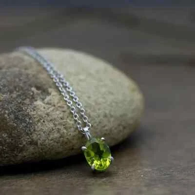 14k White Gold Natural Peridot Pendant Necklace, Green Peridot Necklace, Handmad - Image 1 of 3
