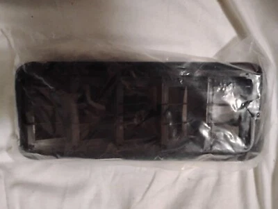 Cabin Pressure Vent for 2007–2018 GMC Sierra 3500 HD – NEW - Image 1 of 2