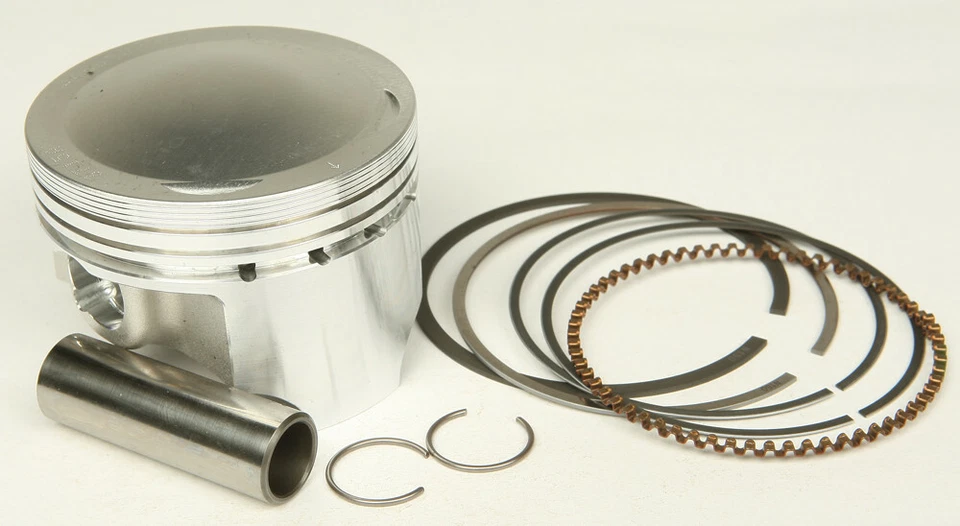 Wiseco Piston Kit Honda '86-04 XR 250 R .020" Oversize 73.50mm 10.5:1 Rings Pin - Image 1 of 1