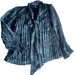 Calligraphie Top Women Green Pleated Sheer Long Sleeve Lined Blouse Size M - Picture 1 of 8