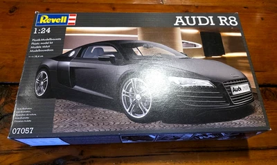 1/24 Scale Revell-Germany Audi R8 Plastic Model Kit #07057 Complete Open Box - Image 1 of 4