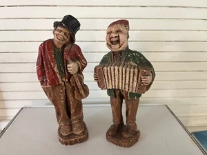 Set of 2 vintage Syroco figurines, accordian and fiddle, 6.5 inches tall - Picture 1 of 2