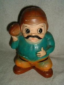 Vintage Inarco Japan Fußballspieler Schnurrbart #23 Münze Sparschwein Statue #E4055 - Bild 1 von 8